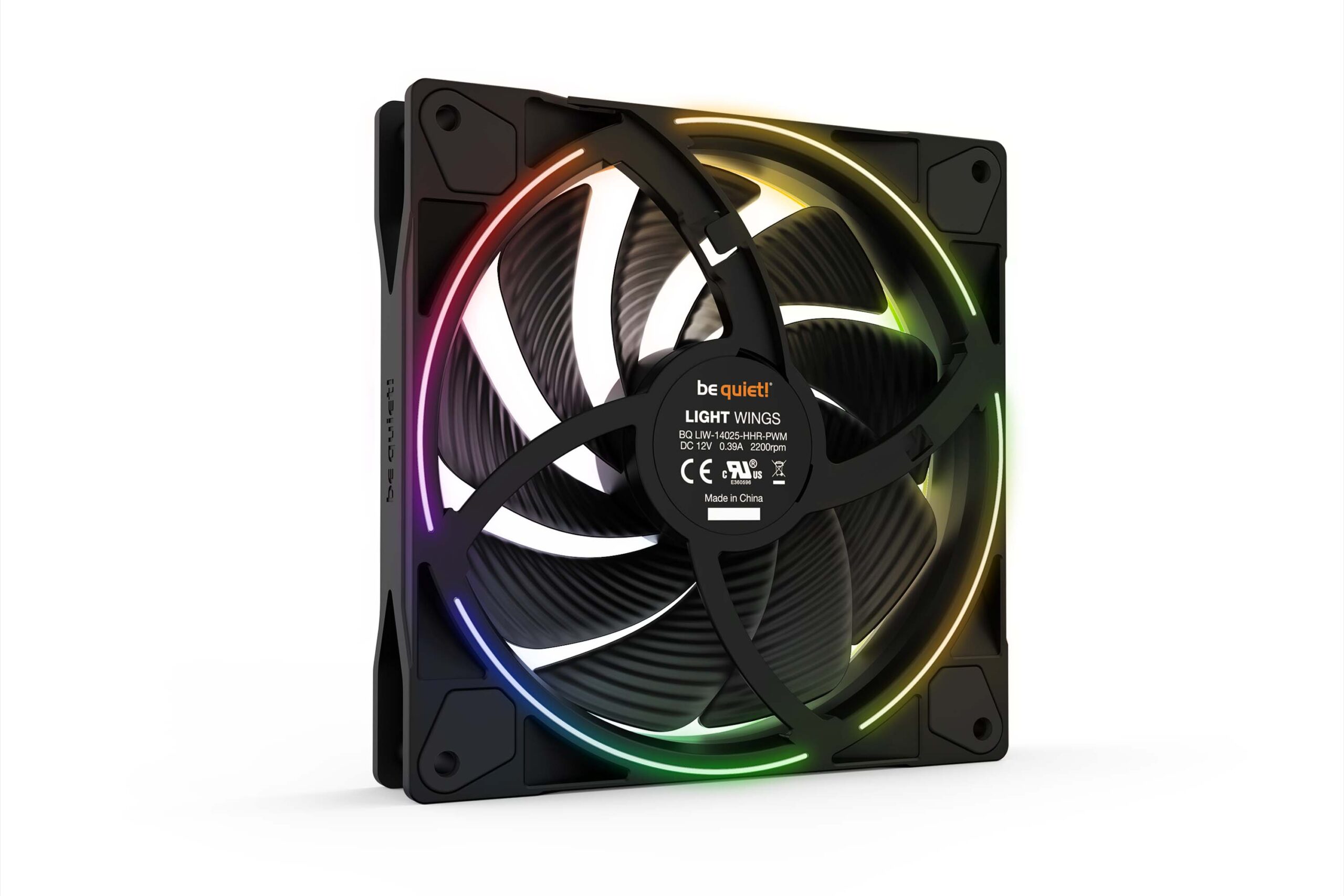 be quiet! LIGHT WINGS 140mm PWM high speed Fan - Angle view